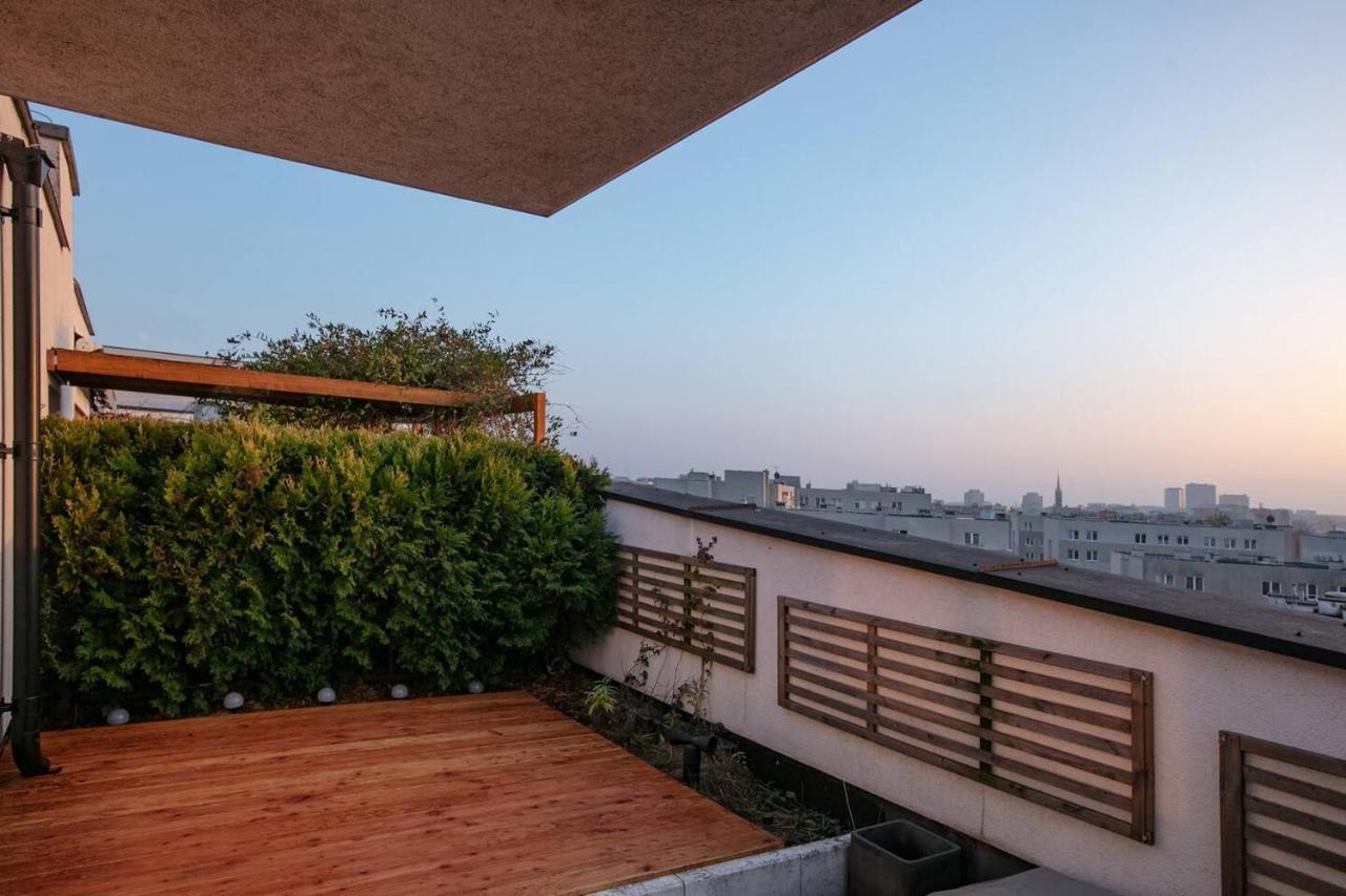 Dwupoziomowy, Rodzinny Apartament. Ochrona, Garaz. Varşovia Exterior foto