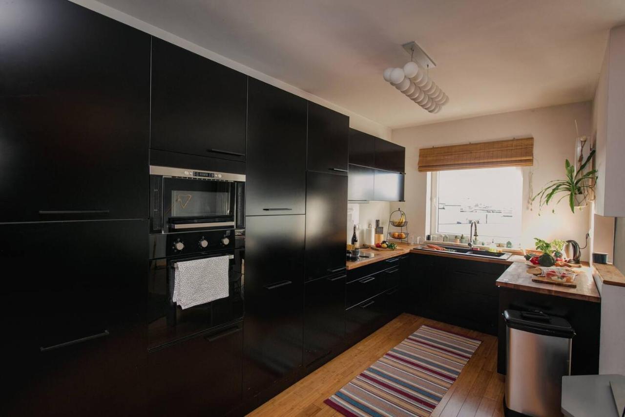 Dwupoziomowy, Rodzinny Apartament. Ochrona, Garaz. Varşovia Exterior foto